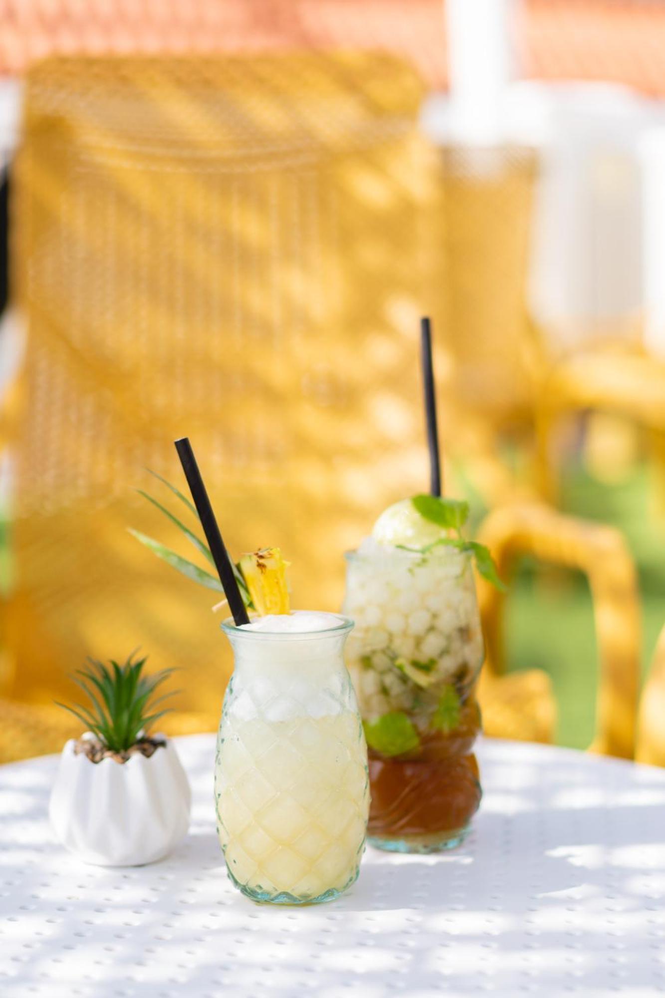 Hotel Queens - Adults Only Benidorm Bagian luar foto