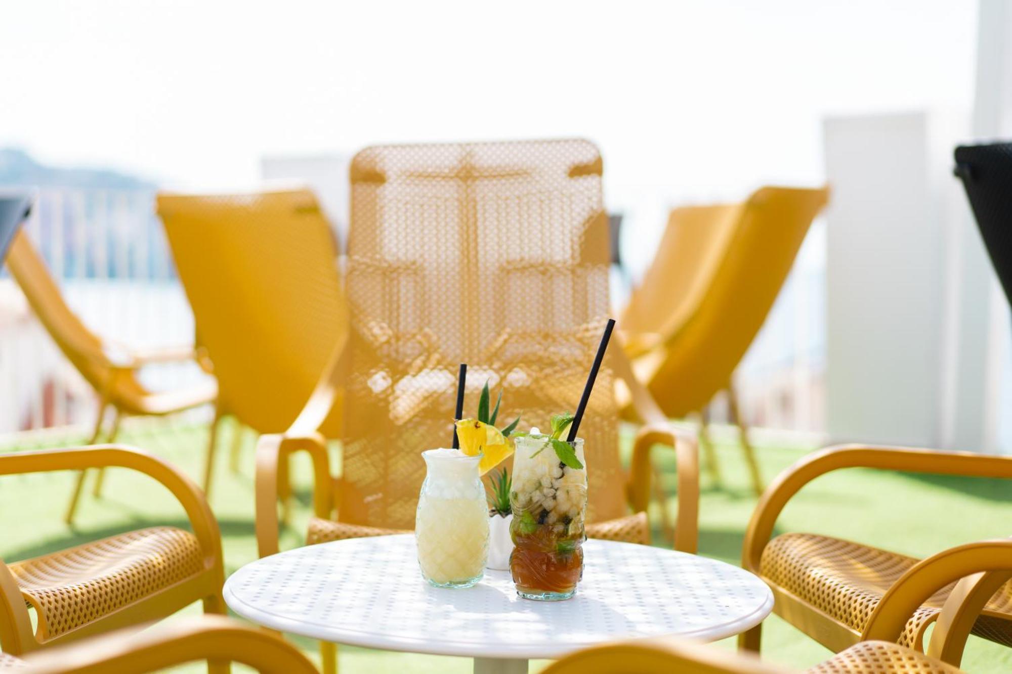 Hotel Queens - Adults Only Benidorm Bagian luar foto
