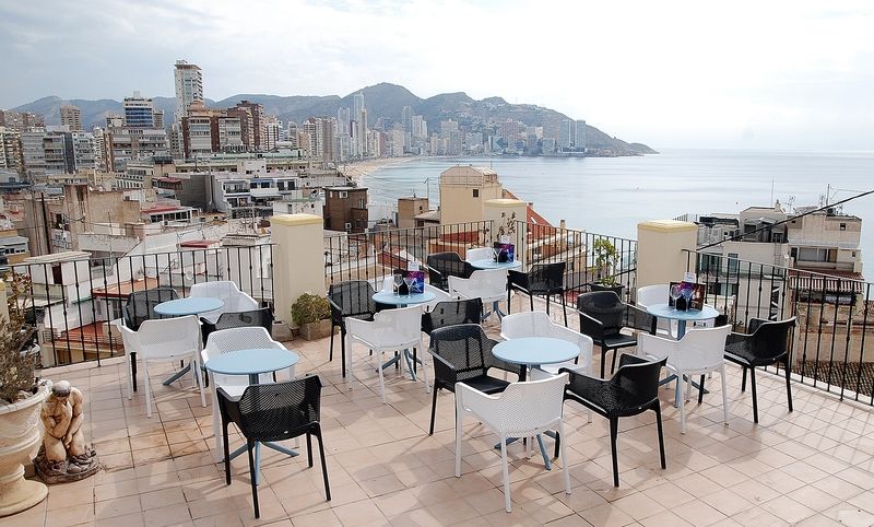 Hotel Queens - Adults Only Benidorm Bagian luar foto