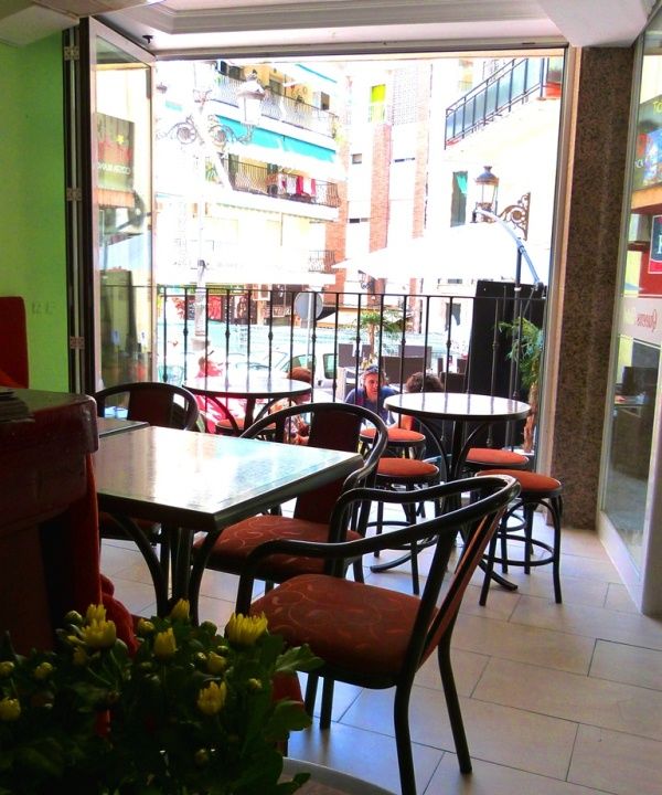 Hotel Queens - Adults Only Benidorm Bagian luar foto