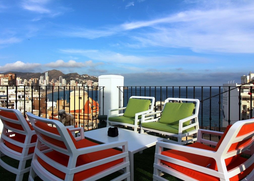 Hotel Queens - Adults Only Benidorm Bagian luar foto