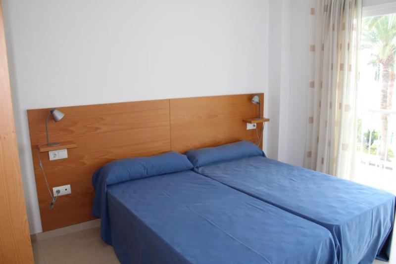 Hotel Queens - Adults Only Benidorm Bagian luar foto